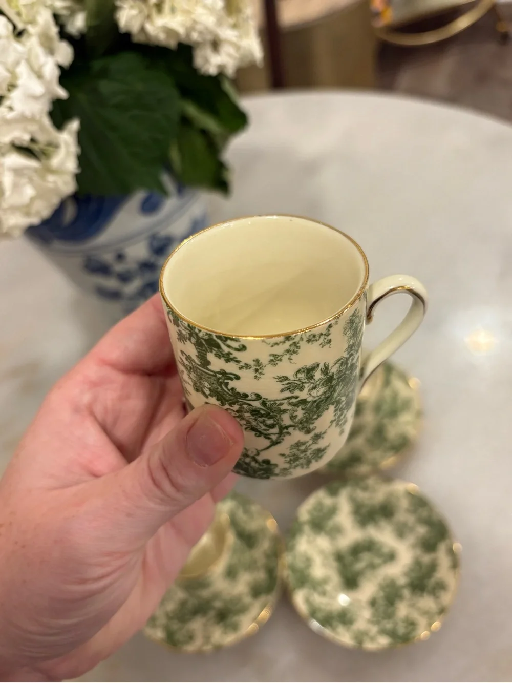 Classic Green Floral Porcelain Teacup and Saucer Set - 4 Piece